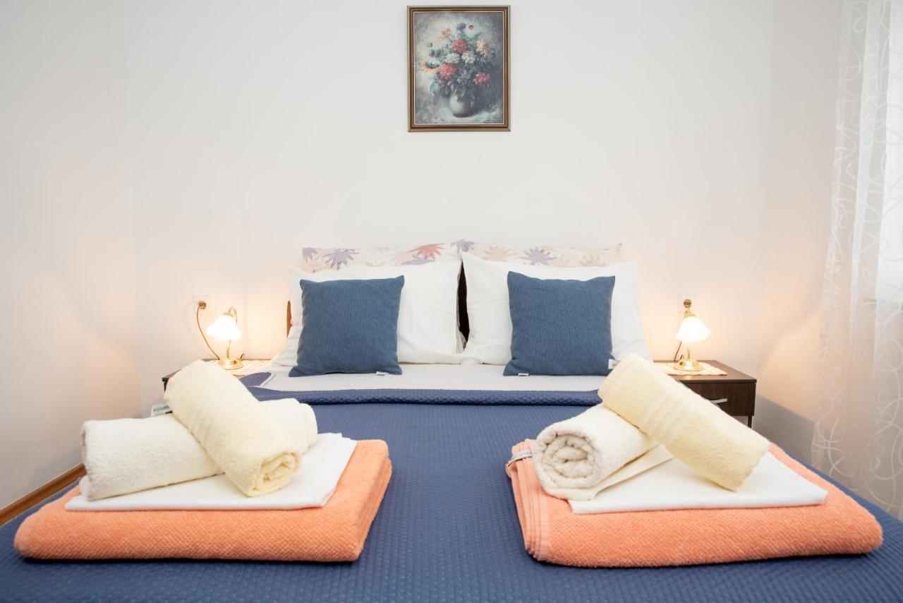 Apartmani Silvana&Vera Senj  Exteriér fotografie
