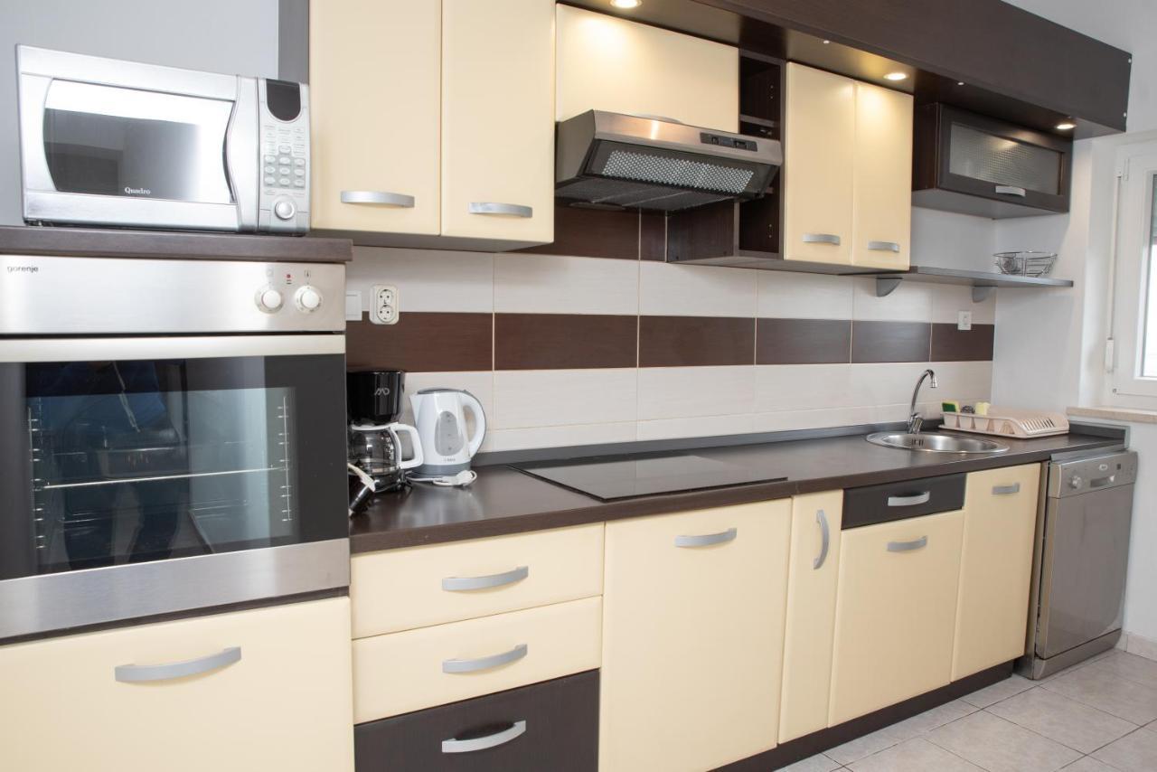 Apartmani Silvana&Vera Senj  Exteriér fotografie