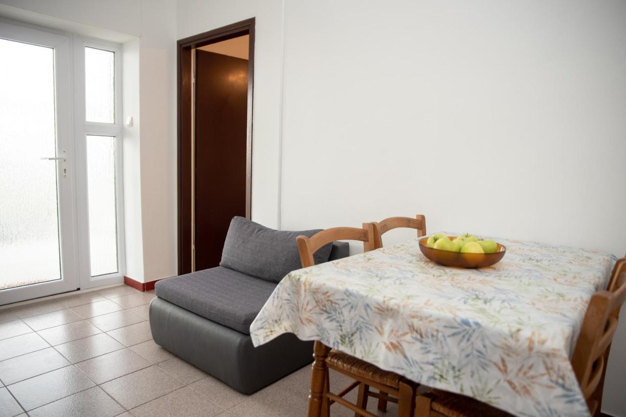 Apartmani Silvana&Vera Senj  Exteriér fotografie