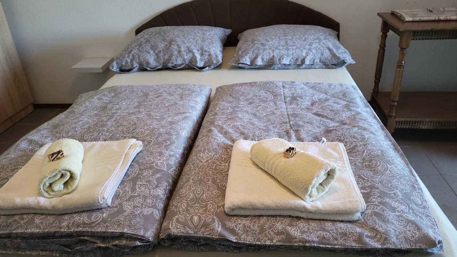 Apartmani Silvana&Vera Senj  Exteriér fotografie